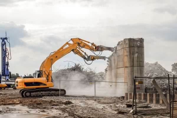 Silo Demolition in Lewisville